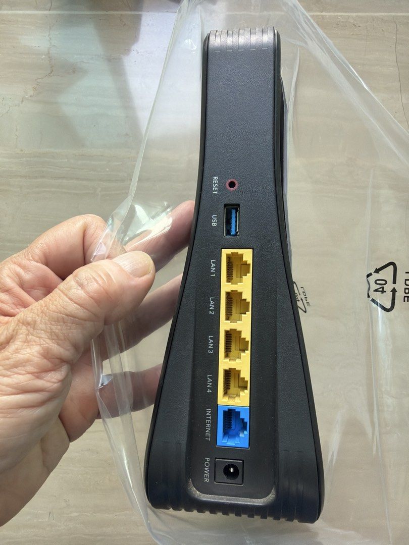 Singtel WiFi Gigabit Router AC Plus504619576328857601