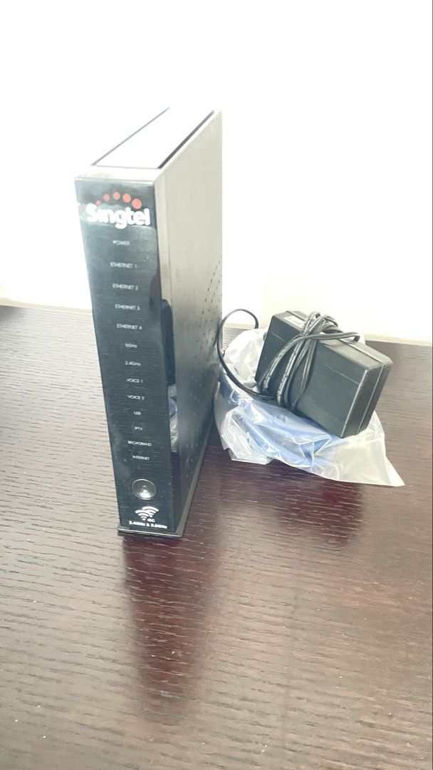 Singtel WiFi Router with Power Adapter