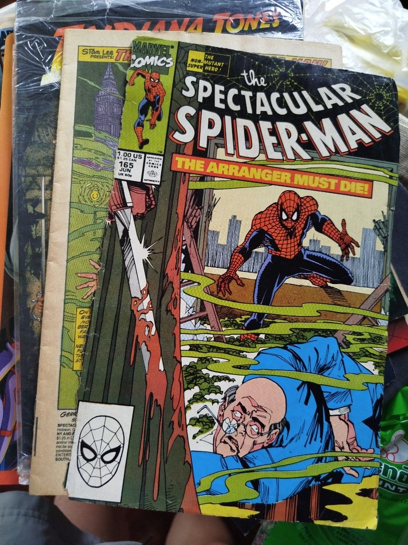 Spider man comics vintage (Category: Comics & Manga) located in Quezon City. Submitted by toys_r_here (Listing ID 1448566417, Image 2). Description: natangal yun front pic. nasa pic po GOOD FOR GIFT AND COLLECTION as is po Good condition First to pay gets the item pa check nalng sa pic yun condition pm me for questions ship pwede lalamove or jnt qc and marikina area.
