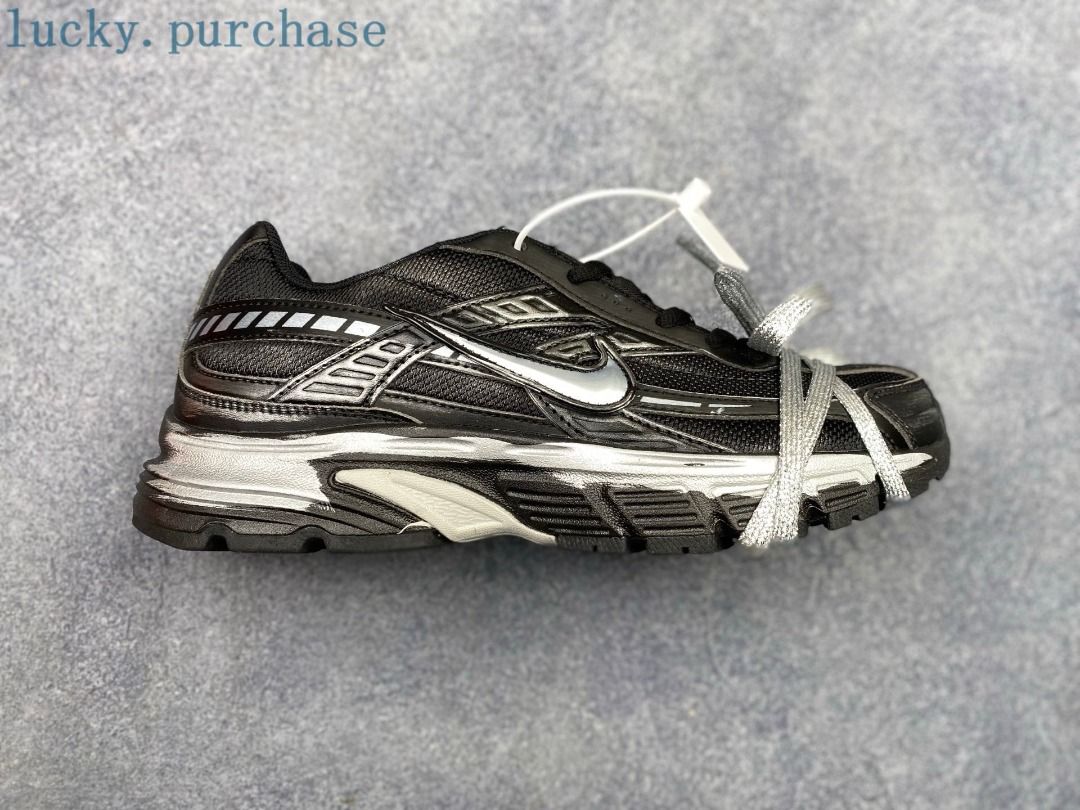Sports shoes Nike WMNS NIKE INITIAOR running shoes shock-absorbing, non-slip, wear-resistant, breathable, low-cut casual running shoes Size 36-45 （分類：波鞋）位於 Hong Kong。 由 bellezza. 提交（商品編號 1448529382，圖片 1）。簡介： 。