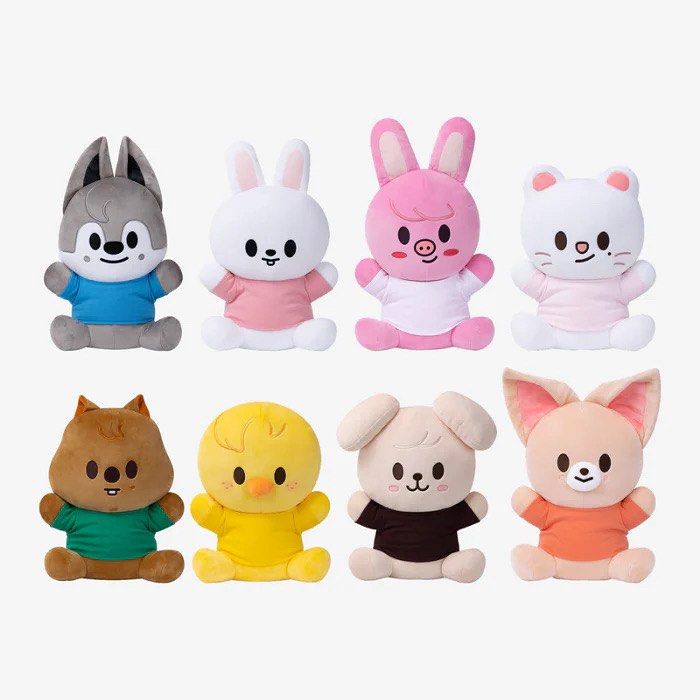 (代購)Stray Kids SKZOO Plush HUG ME Ver. [SKZOO EVERYWHERE ALL AROUND THE WORLD in SEOUL Official MD] 坐姿大娃 官方周邊娃娃公仔Bangchan wolfchan Leeknow leebit Changbin dwaekki Hyunjin jiniret Han hanquokka Felix bbokari Seungmin puppym I.N foxiny （分類：韓流周邊）位於 Hong Kong。 由 ouo.shop 提交（商品編號 1448584505，圖片 1）。簡介： 💰$479-$559 ▫️全新 ❕❕有意購買IG ：ouo.shophk 落單❕❕ 💰購買先付產品價錢一半的訂金 🔸付款方式 Alipay / Payme / Wechat pay / Cash (面交) 🔸交收方式 順豐到付 / 面交 🛩️大約2至3星期內到貨 ❣️注意事項❣️ -因應匯率及市