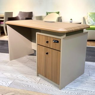 (Category: ) located in . Submitted by 38_home_factor_ms.ni (Listing ID 1448594919, Image 1). Description: .