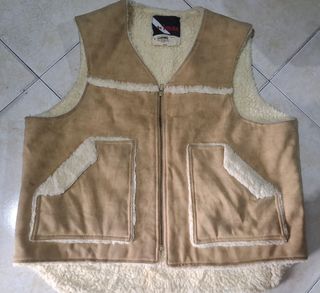 (Category: ) located in . Submitted by thriftrot (Listing ID 1448572291, Image 1). Description: .