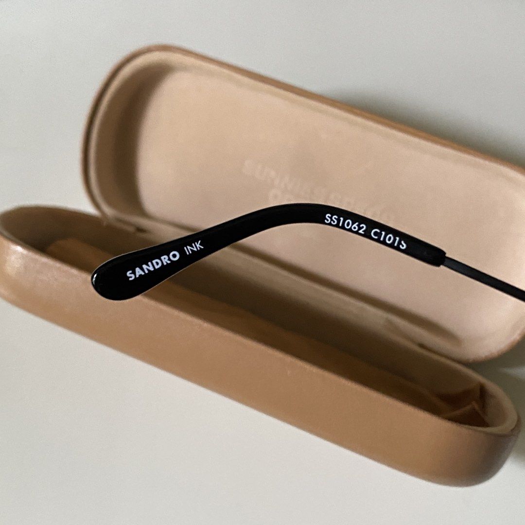 Sunnies Specs Optical Sandro in Ink (Black) (Category: Sunglasses & Eyewear) located in Las Pinas. Submitted by tobios (Listing ID 1448526451, Image 3). Description: Bought back in 2018. Frames are in good condition, lenses can be changed. Nose pieces yellowing from storage and previous use, can also be changed. Price is negotiable as long as sure buyer! LOC: Las Piñas, Metro Manila MOP: GCash or GoTyme MOD: J&T or same day delivery (shipping fee