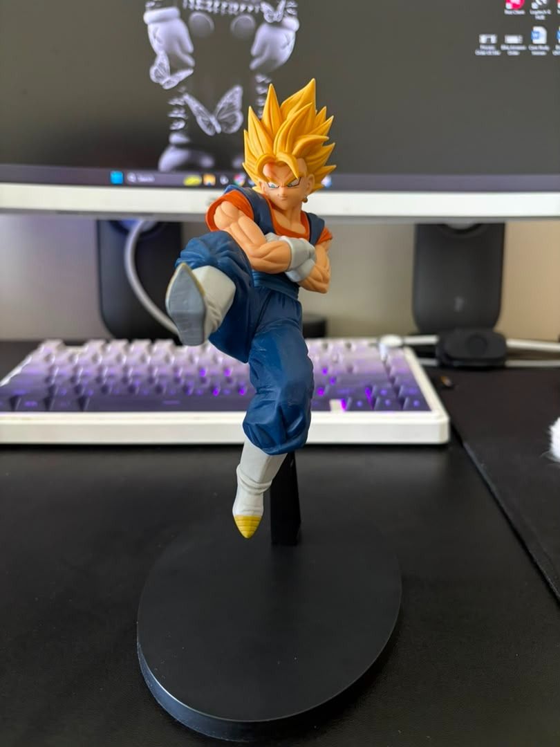 SUPER SAIYAN VEGITO DYNAMIC KICKING ACTION POSE MATCH MAKERS DRAGON BALL Z BANPRESTO NO BOX (Category: Toys & Games) located in Seri Kundang. Submitted by aimmanz (Listing ID 1448570950, Image 1). Description: NO BOX - AS IT IS PLEASE ASK ME TO CHECK AND SHARE ACTUAL PHOTOS FIRST, AS I DO NOT HAVE THE TIME TO INSPECT EVERY FIGURE INDIVIDUALLY. POSTAGE VIA J&T: +RM10 (WEST MALAYSIA) / +RM15 (EAST MALAYSIA).