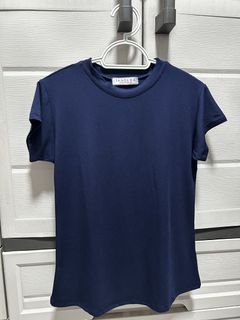 (Category: ) located in . Submitted by shopaholic_secrets21 (Listing ID 1448598786, Image 1). Description: .