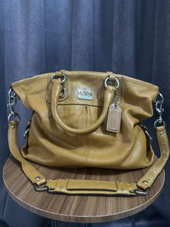 (Kategori: ) berada di . Dikirim oleh arda_olshop (ID iklan 1448658215, Gambar 1). Deskripsi: .