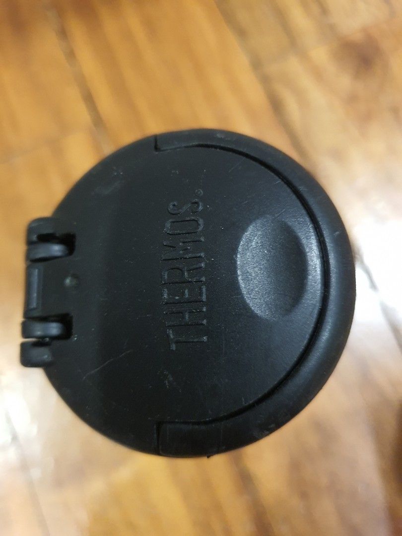 Thermos minecraft water tumbler authentic (Category: Water Bottles & Tumblers) located in Taguig. Submitted by supernova888 (Listing ID 1448489906, Image 3). Description: authentic sl neg.