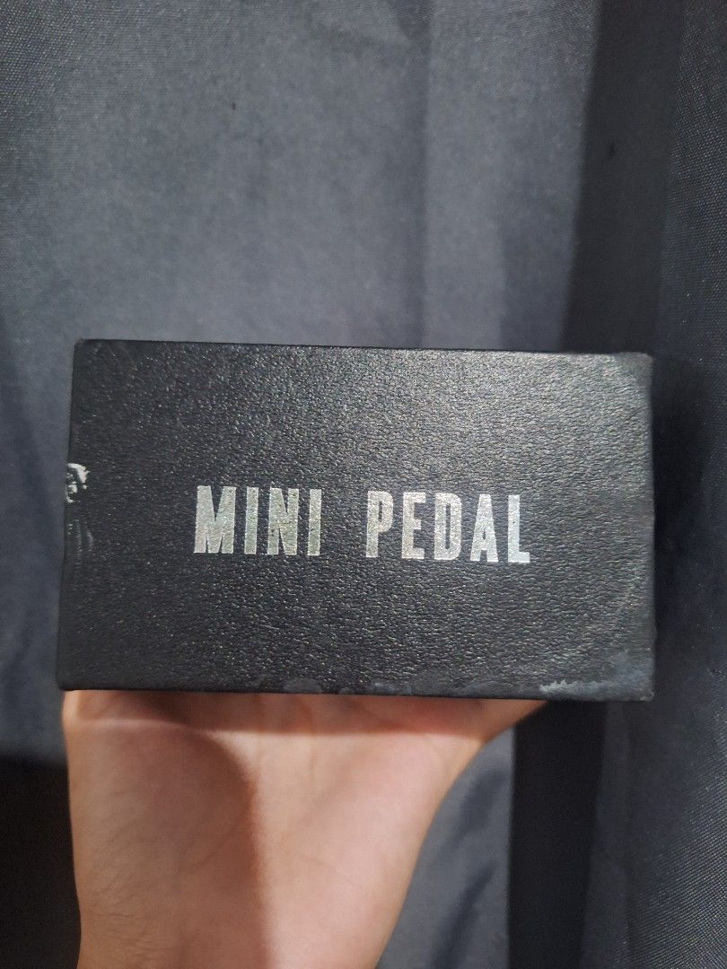 Thomson Chorus Mini Pedal (Category: Other Audio Equipment) located in Batangas. Submitted by mizerminz (Listing ID 1448616948, Image 2). Description: rfs: decluttering original box included.
