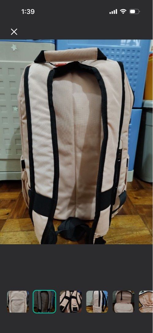 Tigernu Laptop Bag (Category: Laptop Bags & Sleeves) located in Muntinlupa City. Submitted by avaavaavaava (Listing ID 1448659607, Image 2). Description: Tigernu Laptop Bag With USB charger.