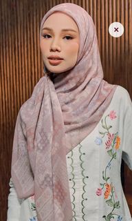 (Category: ) located in . Submitted by aisyaaahg (Listing ID 1447496549, Image 1). Description: .