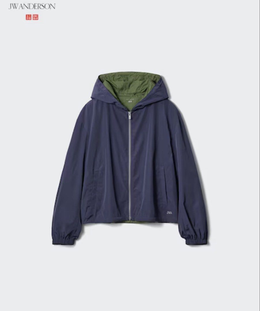 Uniqlo JW Anderson Windproof Parka (Category: Coats, Jackets and Outerwear) located in Bacolod City. Submitted by jenmi_ (Listing ID 1448606581, Image 2). Description: - Uniqlo x JW Anderson collaboration - Navy - Small - New.