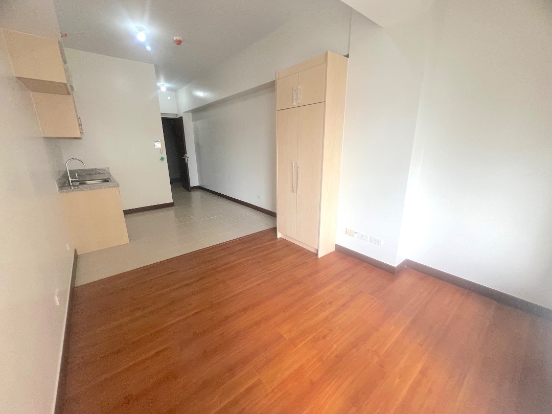 (Category: ) located in . Submitted by forelandrealtynetwork (Listing ID 1448489555, Image 1). Description: .