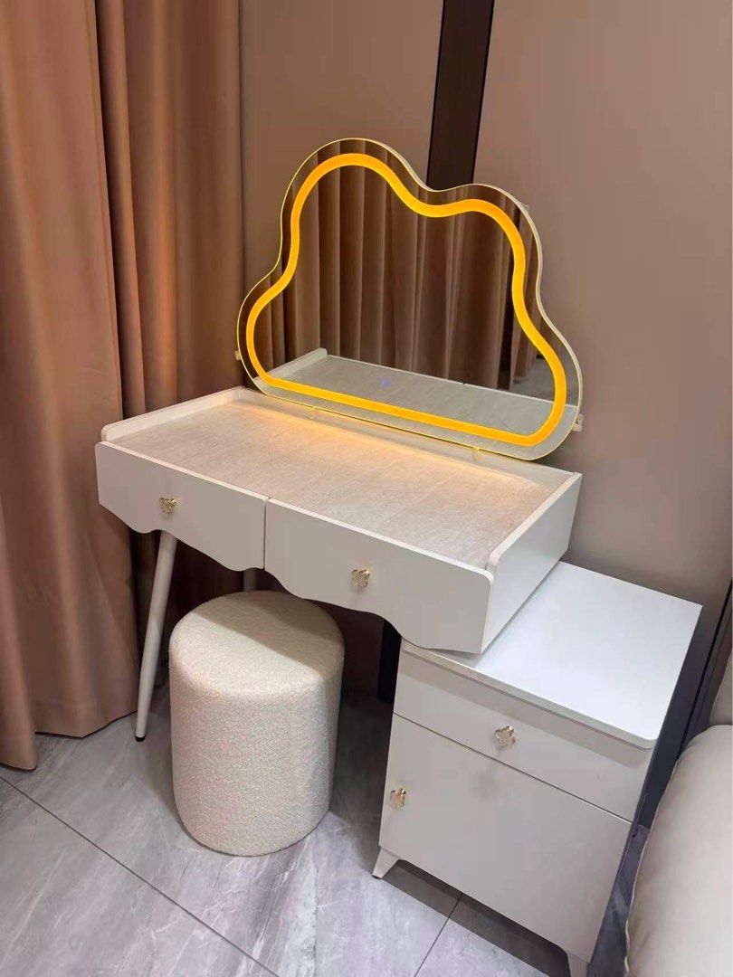 Vanity Dresser with Led Mirror and Stool (Category: Tables & Sets) located in Valenzuela. Submitted by jhagonzales (Listing ID 1448562486, Image 2). Description: .