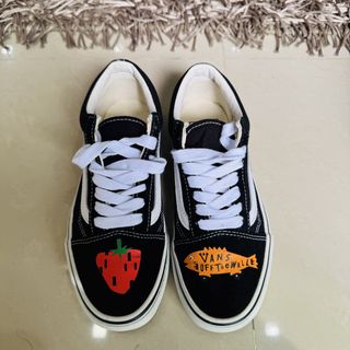 (Category: ) located in . Submitted by piecesbymel (Listing ID 1448634496, Image 1). Description: .