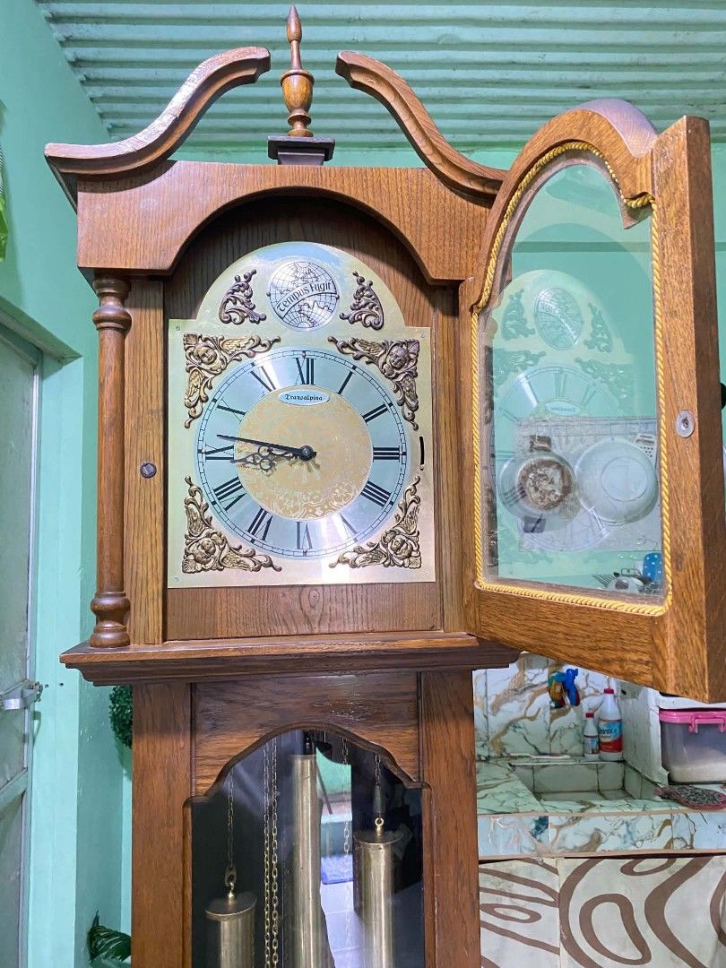 Vintage grandfather Germany made clock (Category: Looking For) located in Caloocan City. Submitted by noeld316982578 (Listing ID 1448527696, Image 2). Description: pm sa my gusto good condition Taguig location.