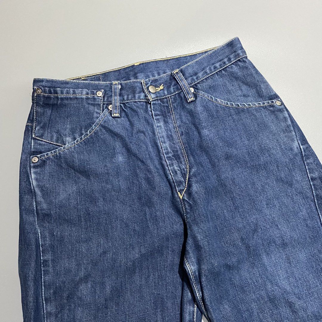 Vintage Levis Engineered Denim Pants (Category: Jeans) located in Cebu City. Submitted by johngregmoldez03 (Listing ID 1448484606, Image 2). Description: Vintage Levis Engineered Denim Pants Distinct Twisted Side Seam Design Size: 30x34 30 Waist 44 Length 8 Leg Opening Color Rate: 9.5/10 Excellent Condition - Need Wash Details Posted Pm📩.