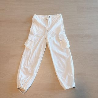 (Category: ) located in . Submitted by viviana.closet (Listing ID 1448599084, Image 1). Description: .