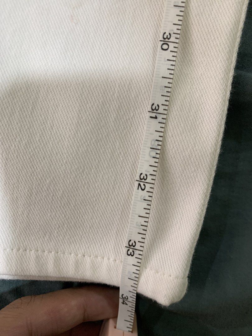 White High-Waisted Straight Leg Pants (Category: Jeans) located in Binan City. Submitted by bentenison (Listing ID 1448567873, Image 2). Description: - Classic white pants - High-waisted style - Straight leg cut - Waist: Approx. 15 inches across - Inseam: Approx. 33 inches - Versatile for everyday wear.