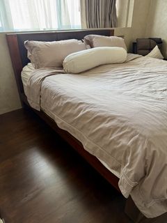 (Category: ) located in . Submitted by cluelessshopper (Listing ID 1448568109, Image 1). Description: .