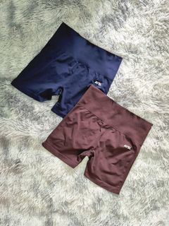 (Category: ) located in . Submitted by relove_closet8 (Listing ID 1448592086, Image 1). Description: .