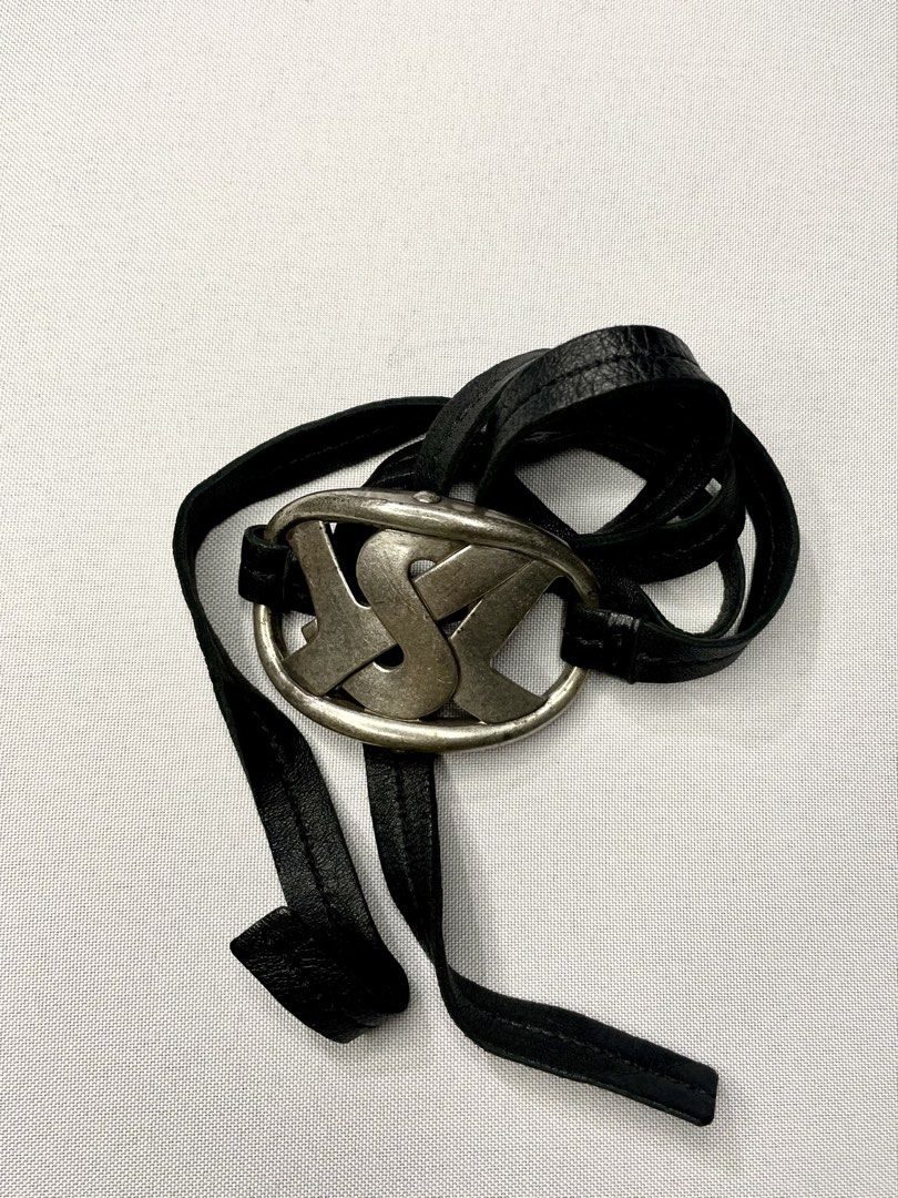 YVES SAINT LAURENT BRACELET (Category: Luxury Accessories) located in San Fernando. Submitted by larchivefeminine (Listing ID 1448651655, Image 1). Description: Condition: 10 / 10 Material: Steel Color: Silver Style: Vintage .