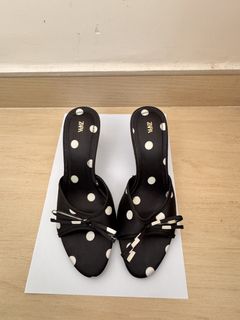 （分類：）位於 。 由 miclkm 提交（商品編號 1448562369，圖片 1）。簡介： 。