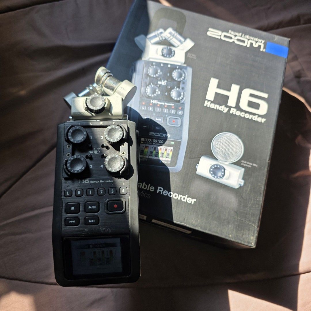 Zoom H6 Handy Recorder with Box