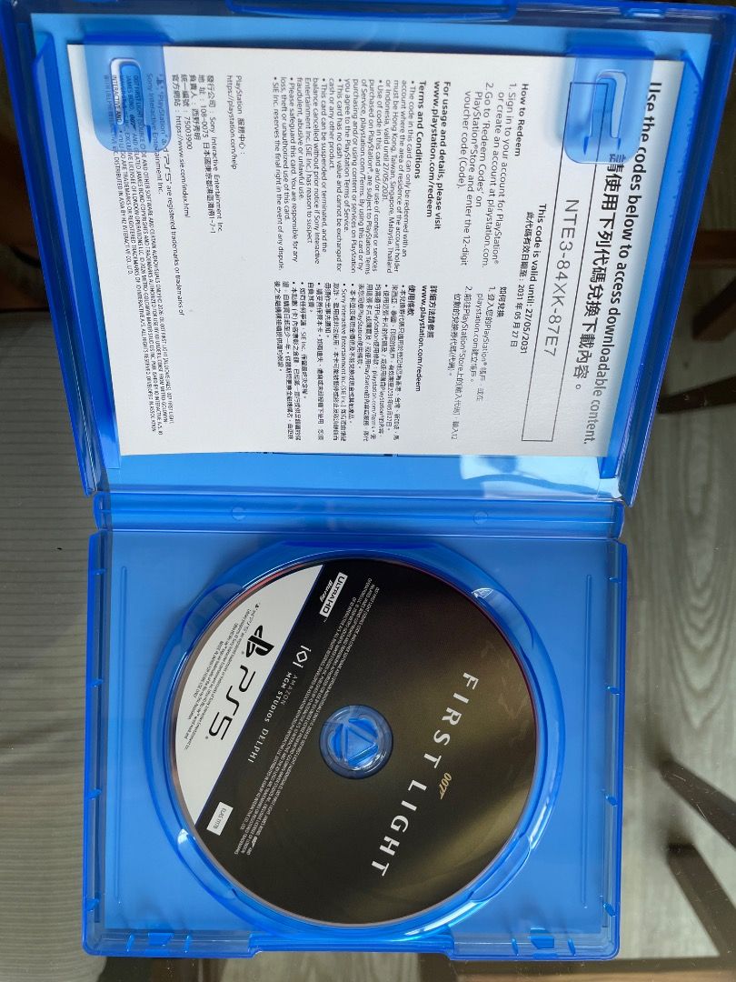 007 First Light - PS5 (Category: PlayStation) located in Singapore. Submitted by csmorales (Listing ID 1453083386, Image 2). Description: - Game: 007 First Light - Platform: PlayStation 5 (PS5) - Experience James Bond's origin story and thrilling espionage. - Region: R3 (Asia) - Includes: Game disc and original case.