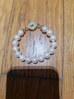 (Category: ) located in . Submitted by triple_gems (Listing ID 1453121584, Image 1). Description: .