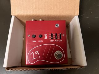 （分類：）位於 。 由 wazusound 提交（商品編號 1453160560，圖片 1）。簡介： 。