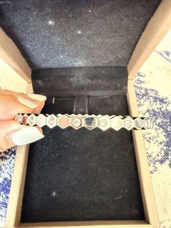 (Category: ) located in . Submitted by jozz23 (Listing ID 1453113908, Image 1). Description: .