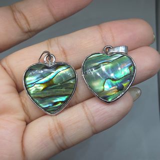 (Category: ) located in . Submitted by gemstone_crystal (Listing ID 1453156593, Image 1). Description: .