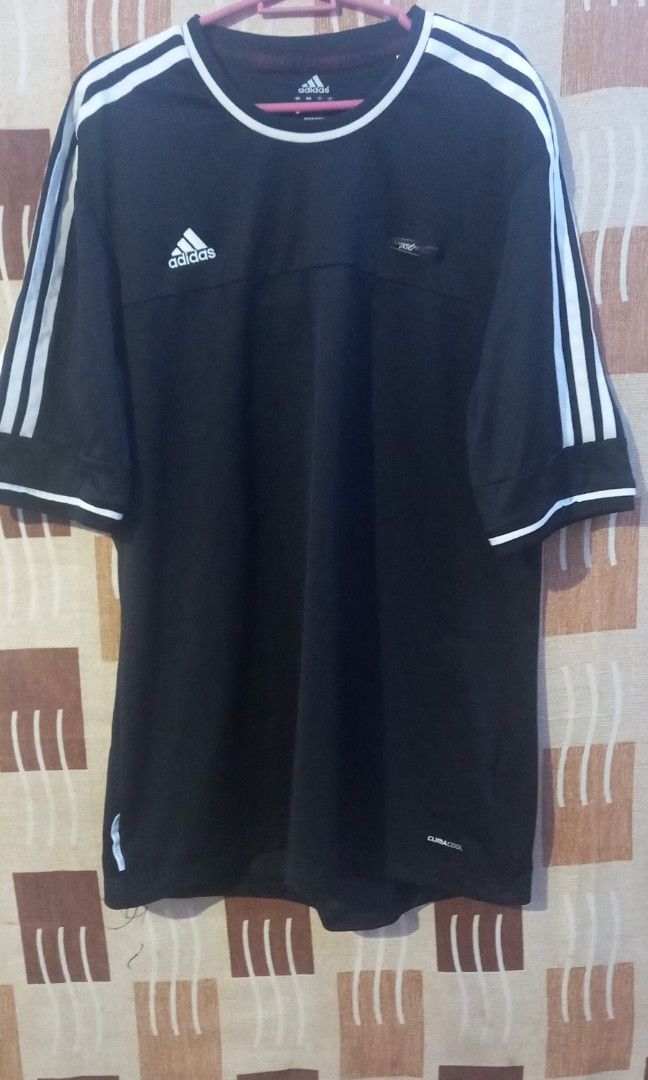 Adidas football jersey (Category: Activewear) located in Manila. Submitted by nolie_bunao (Listing ID 1453063116, Image 1). Description: decluterring excellent condition good as new 9/10 width 21 length 30.