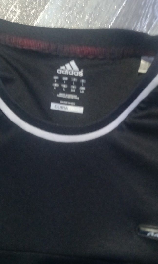 Adidas football jersey (Category: Activewear) located in Manila. Submitted by nolie_bunao (Listing ID 1453063116, Image 3). Description: decluterring excellent condition good as new 9/10 width 21 length 30.