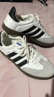 (Category: ) located in . Submitted by luck.thrift (Listing ID 1453186816, Image 1). Description: .