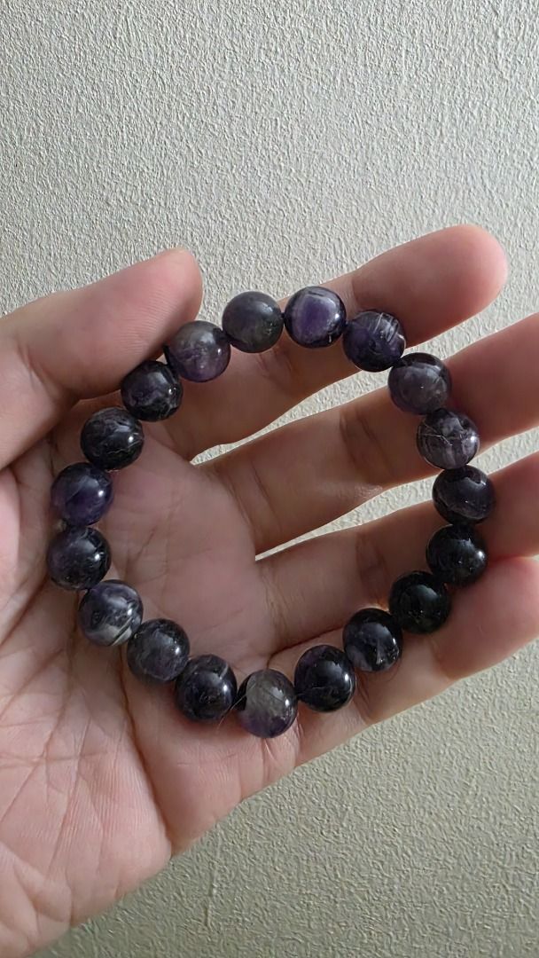 Amethyst Beaded Bracelet (Category: Bracelets) located in Makati City. Submitted by magsff (Listing ID 1453064209, Image 1). Description: * Amethyst with milky white quartz * Enhances intuition and clears negative mentality * Used for meditation to bring mental focus and inner peace.
