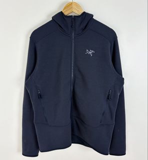 (Category: ) located in . Submitted by 2muchclothes_ (Listing ID 1453160696, Image 1). Description: .