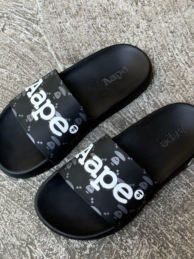 Authentic Aape slides (Category: Babies & Kids Fashion) located in Manila. Submitted by reg08 (Listing ID 1453107039, Image 1). Description: .
