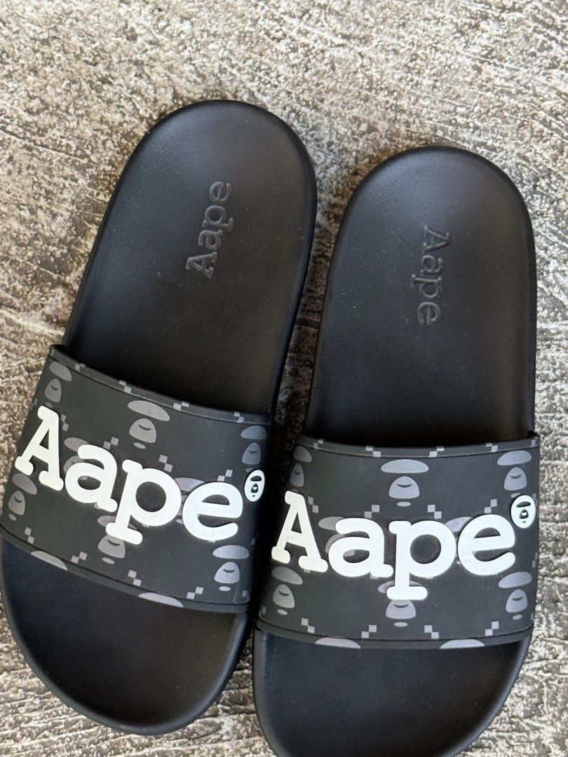 Authentic Aape slides (Category: Babies & Kids Fashion) located in Manila. Submitted by reg08 (Listing ID 1453107039, Image 3). Description: .