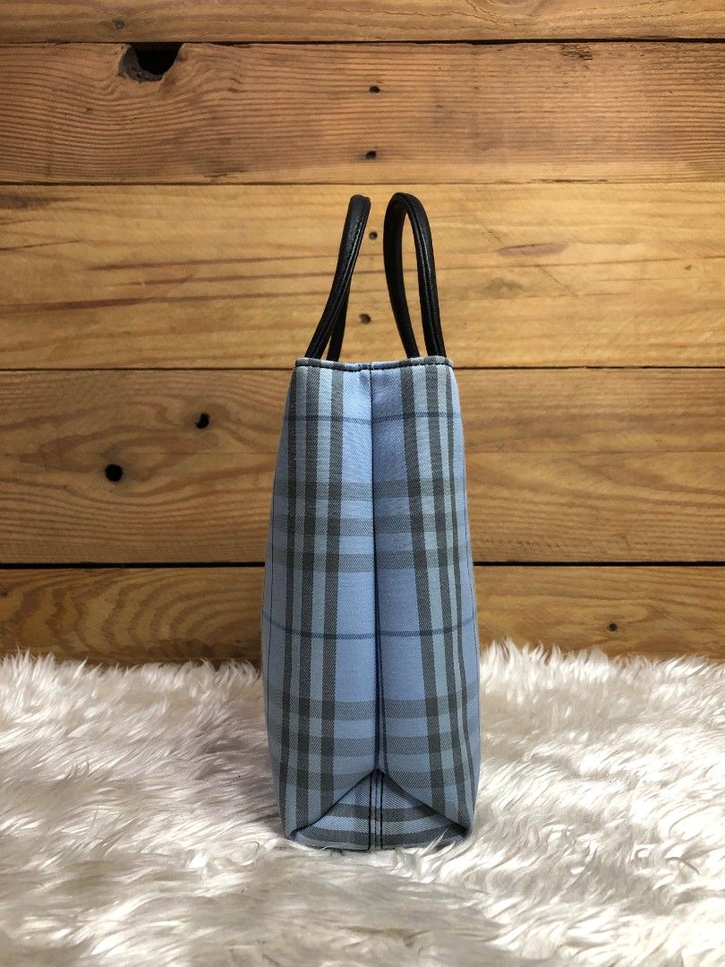 AUTHENTIC BURBERRY BLUE PLAID NOVA MINI TOTE/HANDBAG (Category: Luxury Bags & Wallets) located in Navotas City. Submitted by terbshopp (Listing ID 1453152830, Image 3). Description: FOR SALE ! BURBERRY BLUE PLAID NOVA MINI TOTE/HANDBAG GUARANTEED AUTHENTIC RANK AB ISSUE NEEDS CLEANING ONLY CHECK DETAILED PICS POSTED PRICE: 2,500.