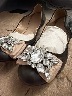 (Category: ) located in . Submitted by beauty_corner2 (Listing ID 1453179132, Image 1). Description: .