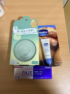 (Category: ) located in . Submitted by thriftiecorner_sg (Listing ID 1453156213, Image 1). Description: .