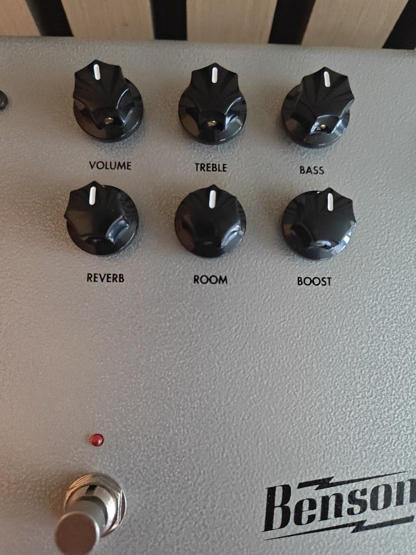 Benson The Amp (Category: Musical Instruments) located in Singapore. Submitted by mervworld (Listing ID 1453123708, Image 3). Description: .