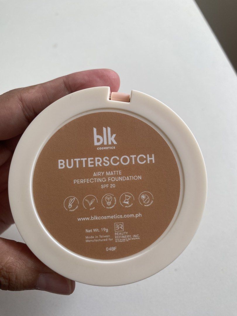 BLK Airy Matte Foundation - 299 (Category: Makeup) located in Batangas. Submitted by yybba (Listing ID 1453088967, Image 2). Description: - BLK Cosmetics Airy Matte Perfecting Foundation - Shade: Butterscotch - Finish: Matte - SPF: 20 - Ideal for: Everyday wear - Benefit: Smooth, perfected look - Original Price: P599.00 -Selling Price: 300 USED ONCE. RFS: SHADE IS NOT MATCH WITH MY SKINTONE.