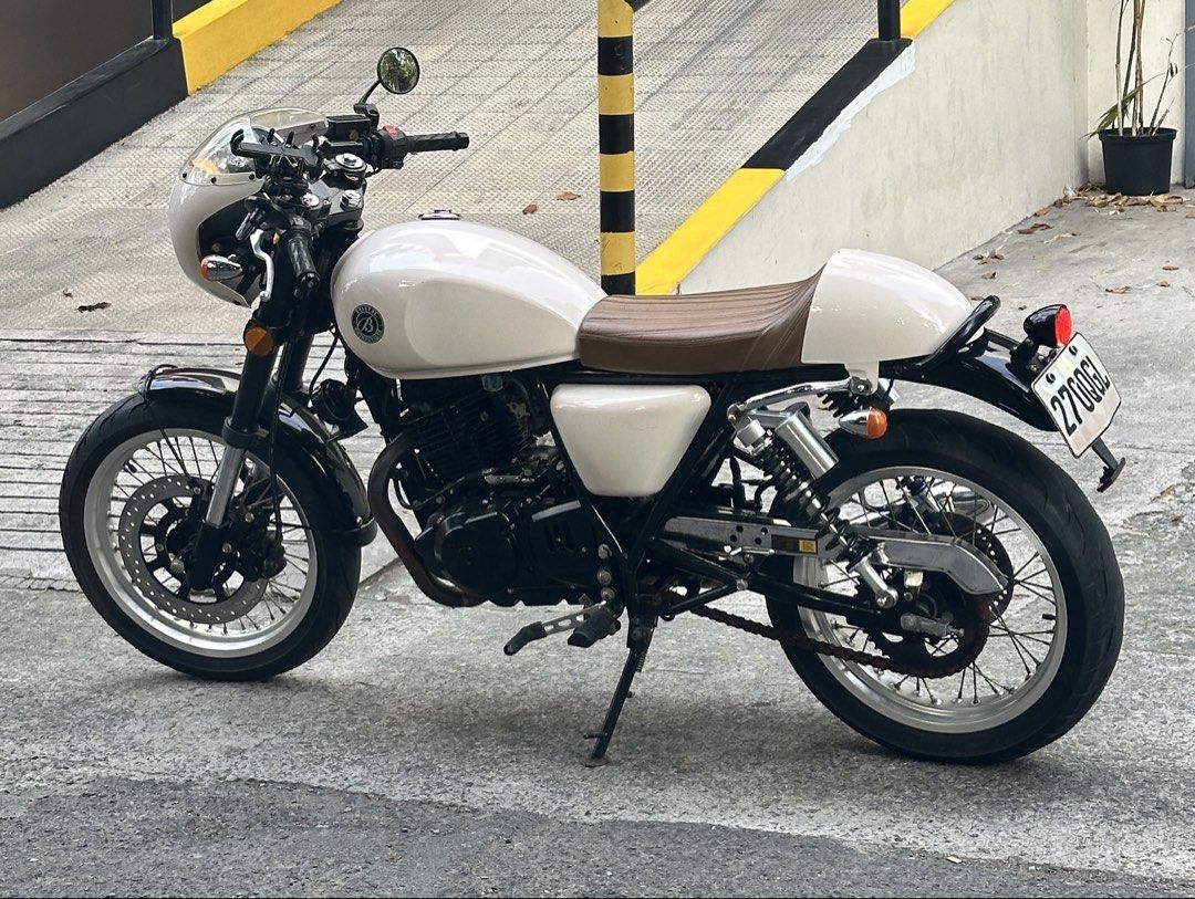 Cafe Racer Bristol BR250 (Category: Motorbikes for Sale) located in Manila. Submitted by daseg (Listing ID 1453077583, Image 2). Description: Bristol Brand Battery needs replacement W papers but need to renew 250cc Approx 300 mileage.