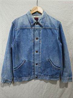 (Category: ) located in . Submitted by used_clothing2600 (Listing ID 1453136288, Image 1). Description: .