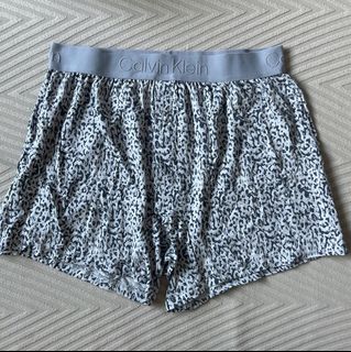 (Category: ) located in . Submitted by tasteful (Listing ID 1453135660, Image 1). Description: .