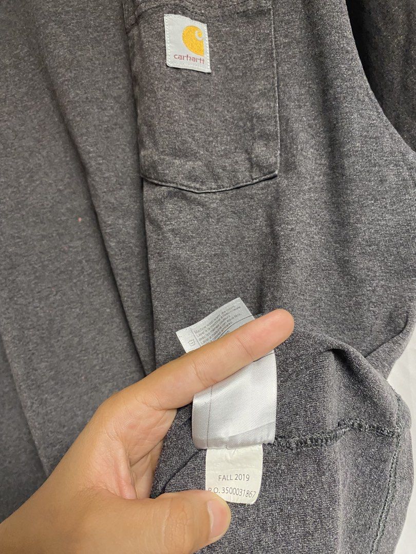 CARHARTT K87 GRAY (Category: Tshirts & Polo Shirts ) located in Cabuyao City. Submitted by ukaythriftshirt (Listing ID 1453186078, Image 3). Description: CARHARTT K87 GRAY EXCELLENT CONDITION LARGE ON TAG BUT FIT TO XLARGE DIMES 24-32 COLOR RATE 9/10 ISSUE DOT ZONROX STAIN CHECK ALL PICS - 650.