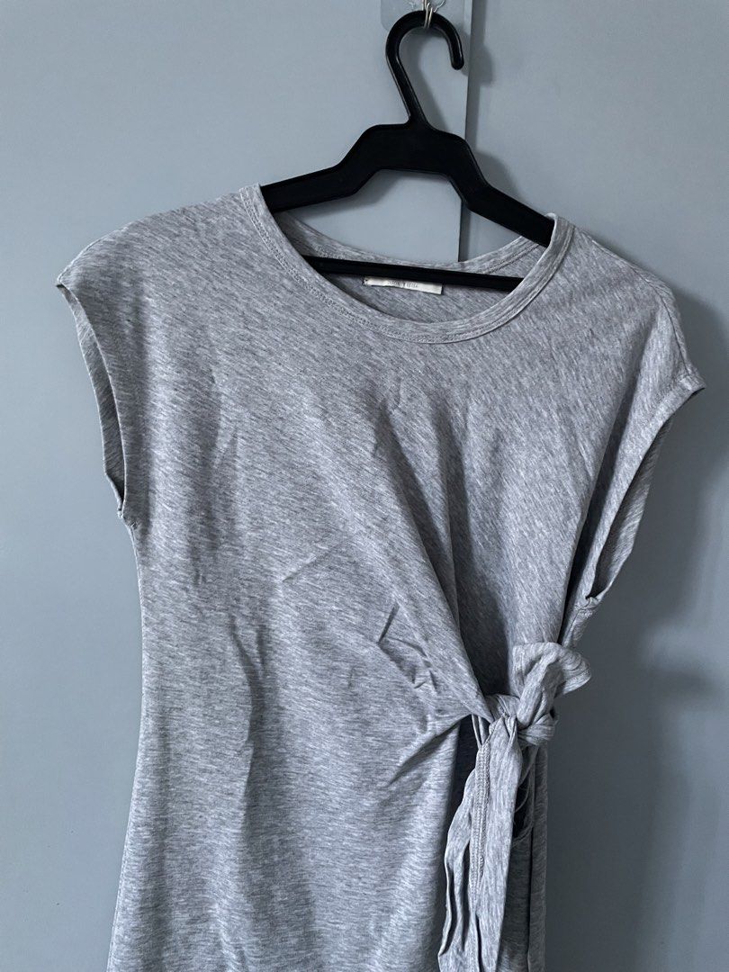 Casual gray cotton dress (Category: Dresses) located in San Carlos. Submitted by robithedog (Listing ID 1453091669, Image 2). Description: -freesize / stretchable -comfy.